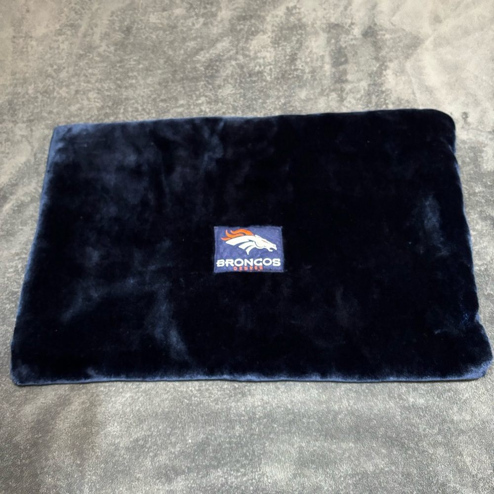 DENVER BRONCOS NAVY BLUE STANDARD PILLOW SHAM ONE